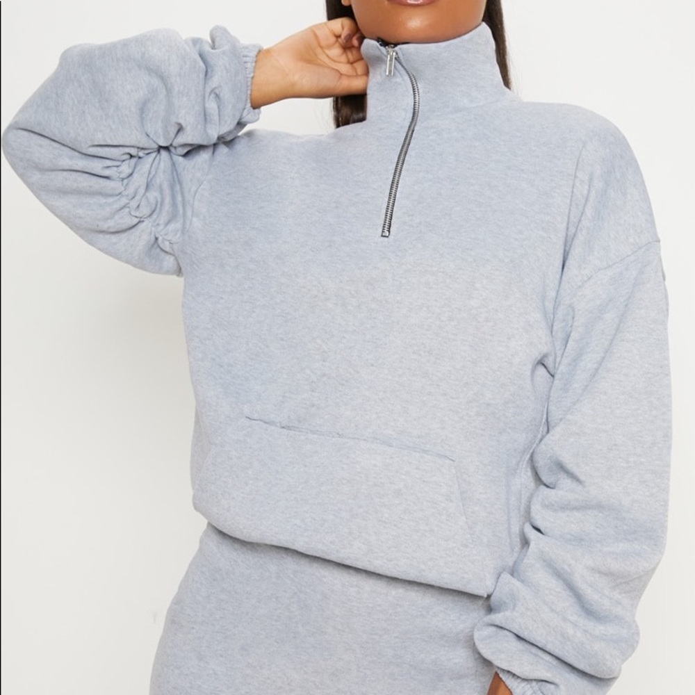 PrettyLittleThing Oversized Ruched Sweatshirt Sz 6